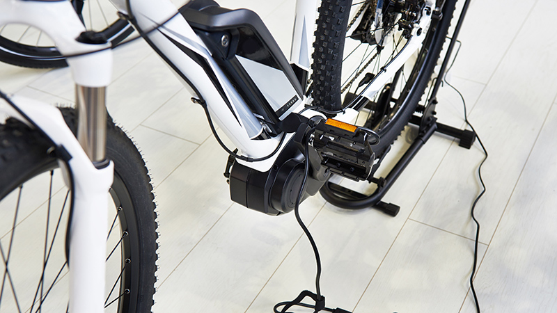 El papel de las apps y la tecnología en la gestión de seguros para bicicletas eléctricas